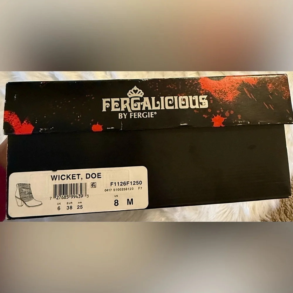 Fergalicious By Fergie 🔹fergalicious by